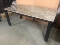 Стол CORNER 120 BROWN с глянцевой столешницей из монолитной керамики "под мрамор"