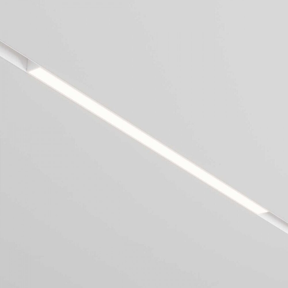 Трековый LED светильник 24W 3000К для магнитного шинопровода Maytoni Technicall Basis TR030-2-24W3K-W